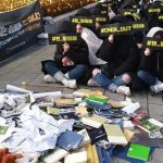 EXOチェン脱退要求デモに賛否両論→韓国の反応「寒いのにたくさん来たね」「芸能人に没入しすぎ」